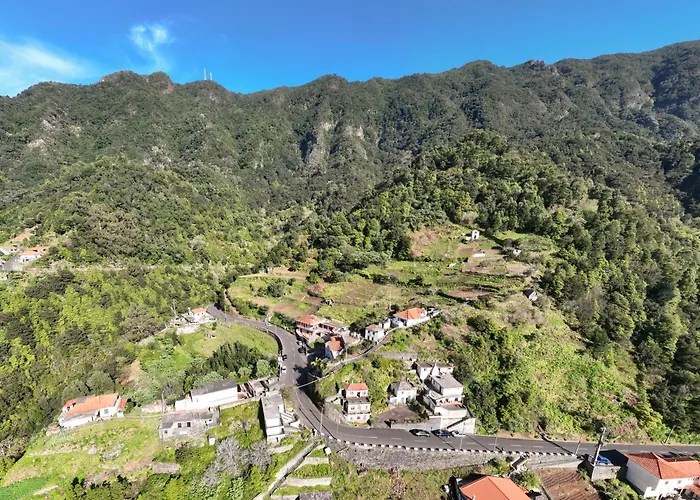 Domingos House - Valley View *